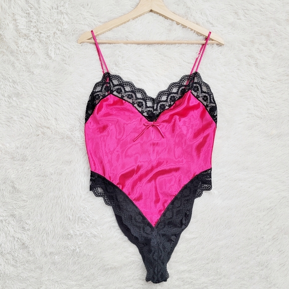 Vintage 80s Satin and Lace Lingerie - Picture 1 of 5